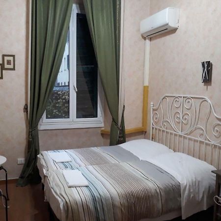 רומא Renting Rooms מראה חיצוני תמונה