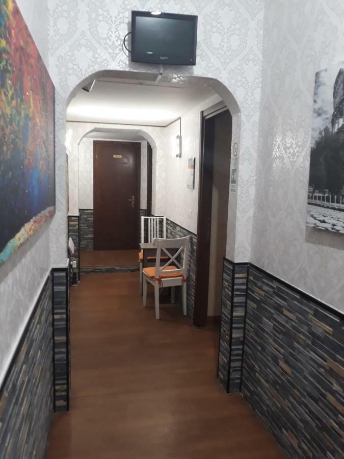 רומא Renting Rooms מראה חיצוני תמונה