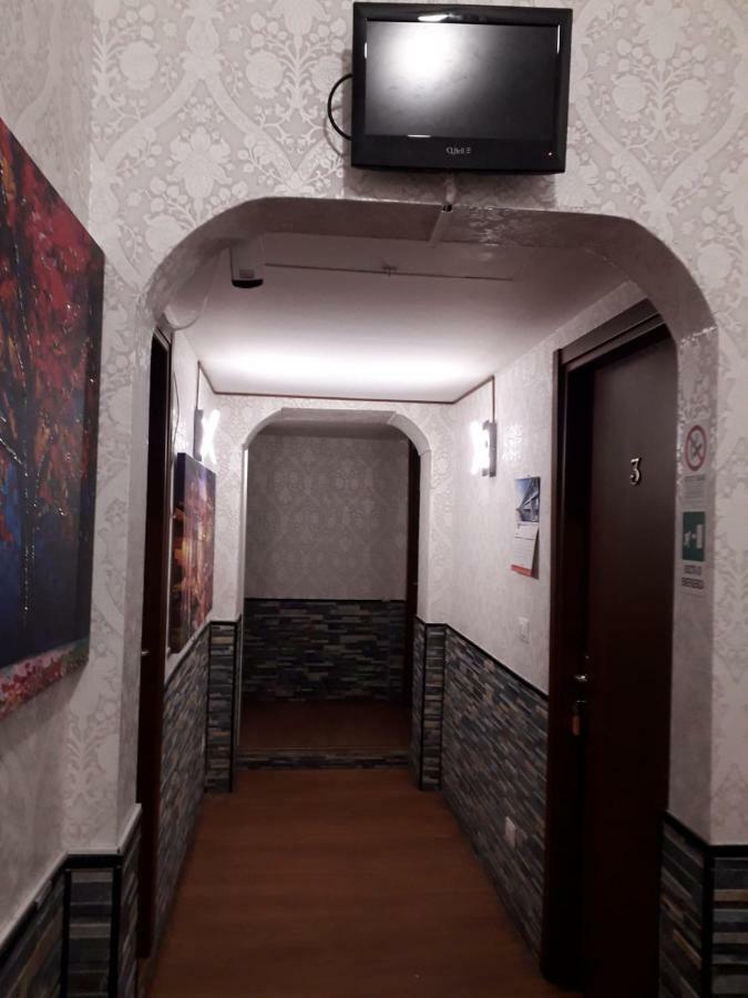 רומא Renting Rooms מראה חיצוני תמונה