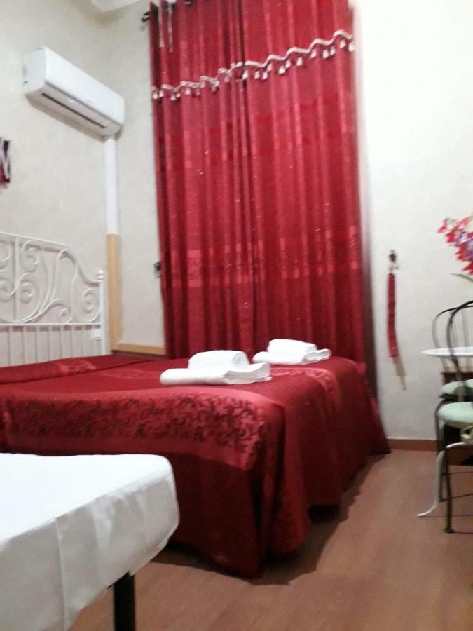 רומא Renting Rooms מראה חיצוני תמונה