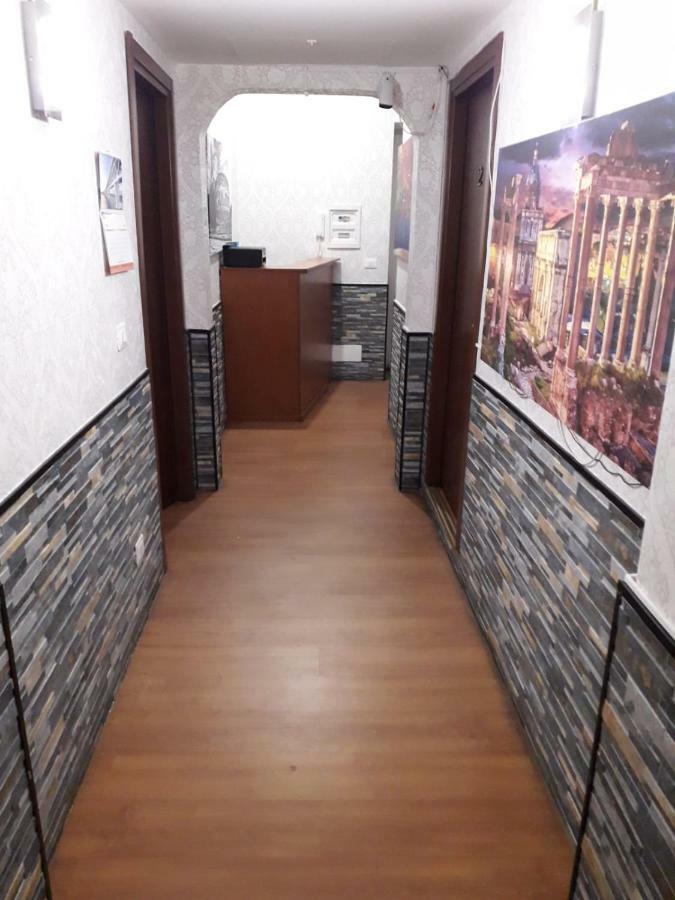 רומא Renting Rooms מראה חיצוני תמונה
