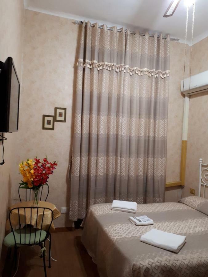 רומא Renting Rooms מראה חיצוני תמונה